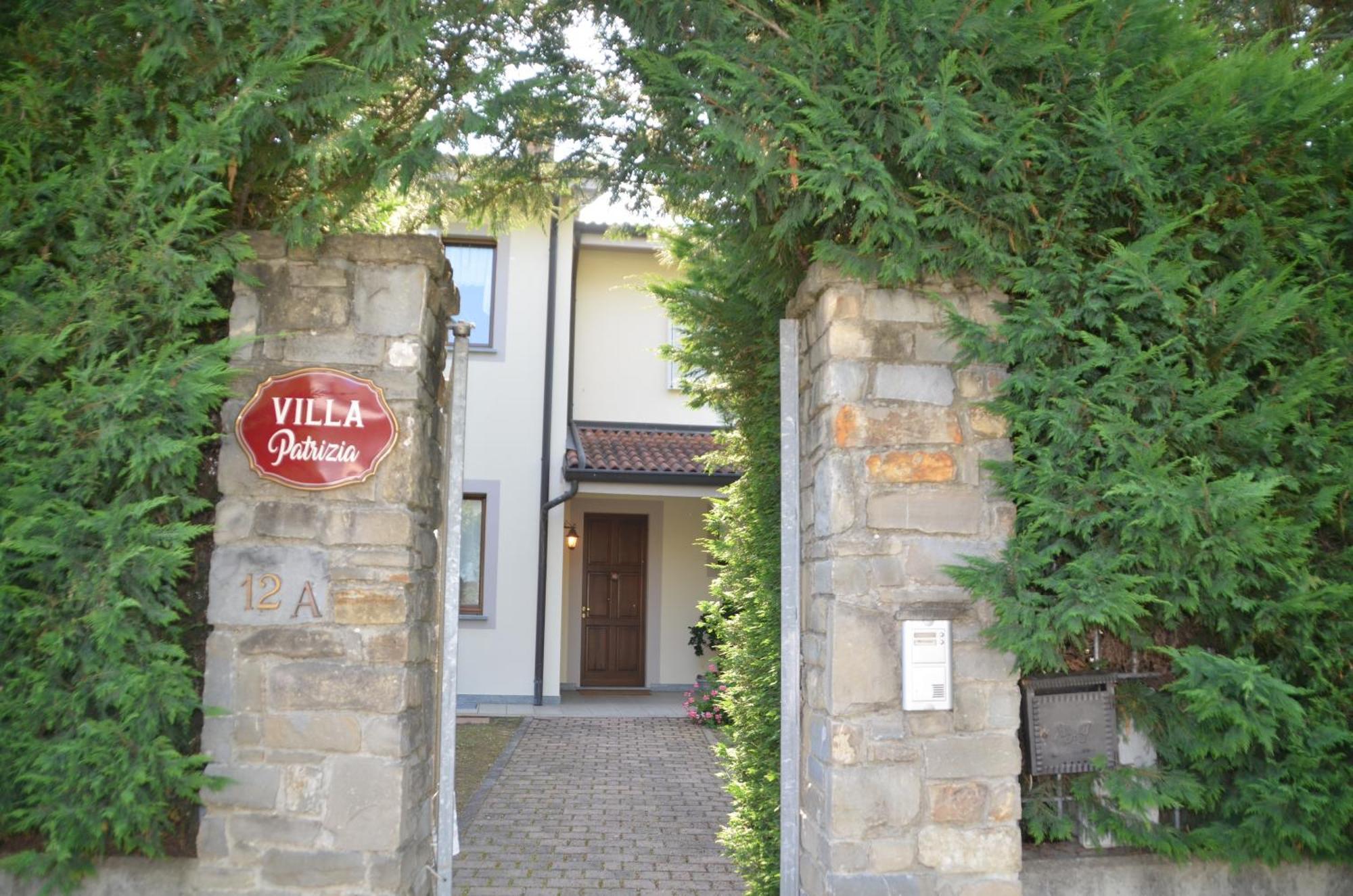 Villa Patrizia Moncalvo Buitenkant foto