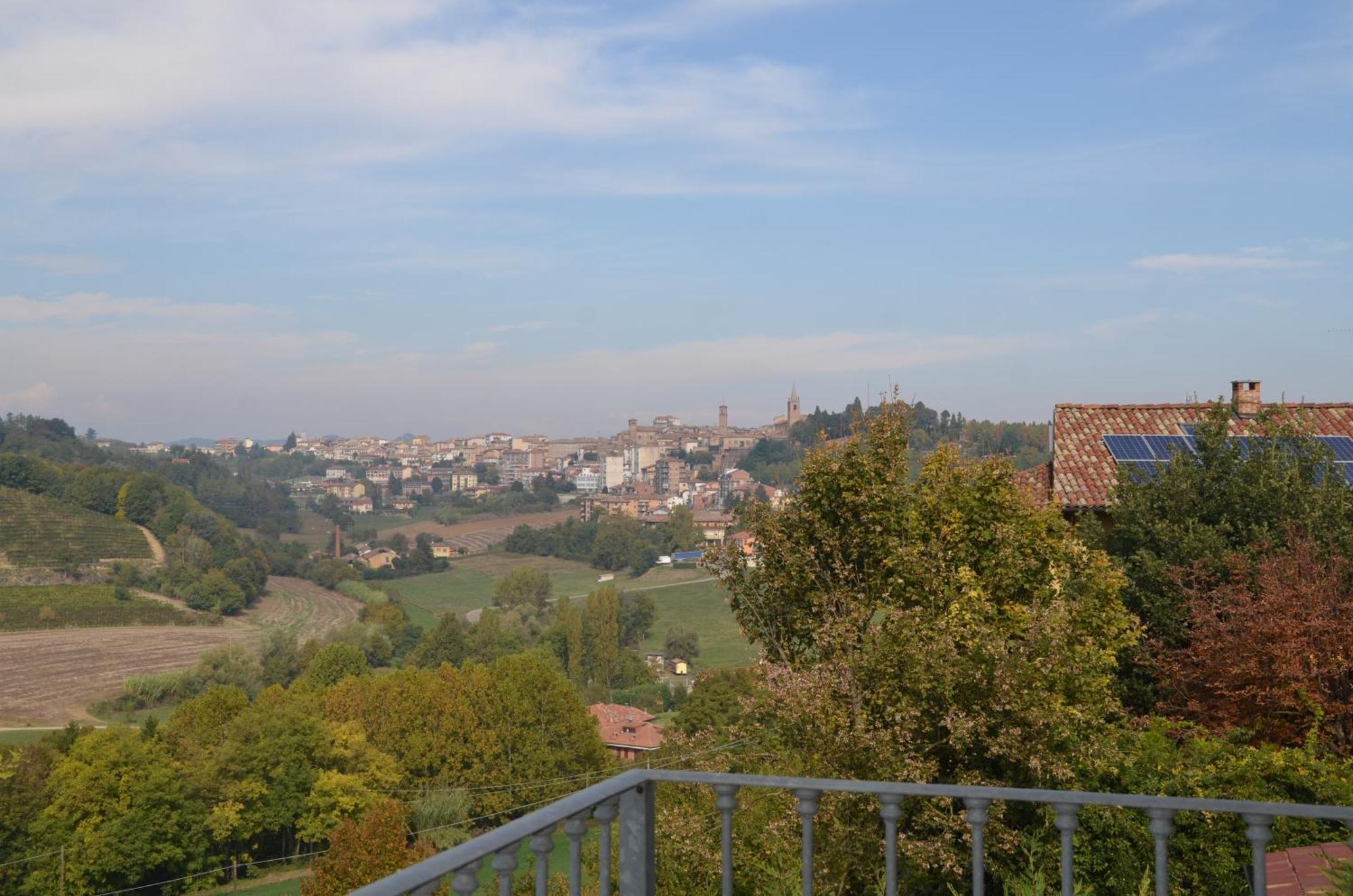 Villa Patrizia Moncalvo Buitenkant foto