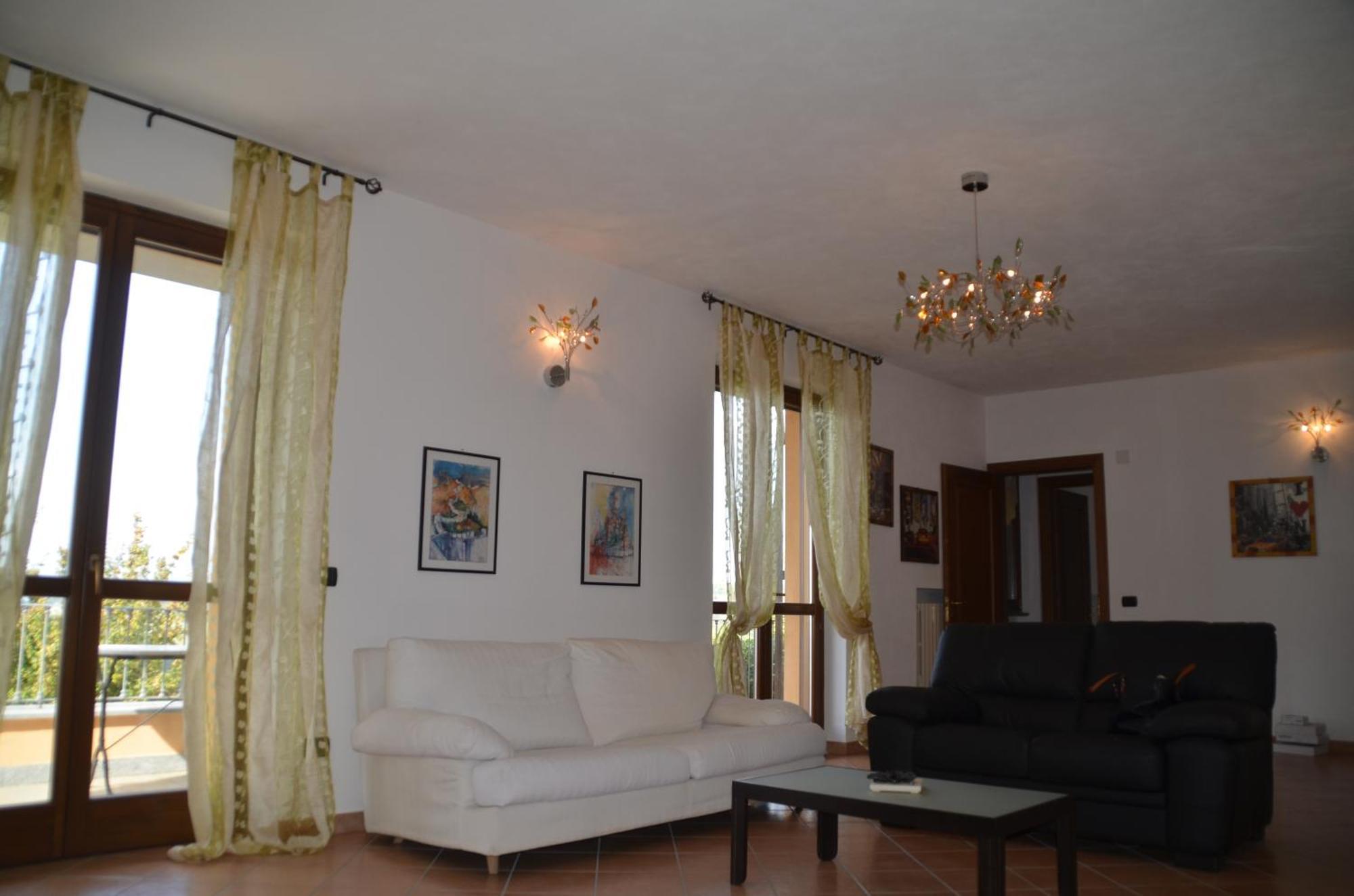 Villa Patrizia Moncalvo Buitenkant foto