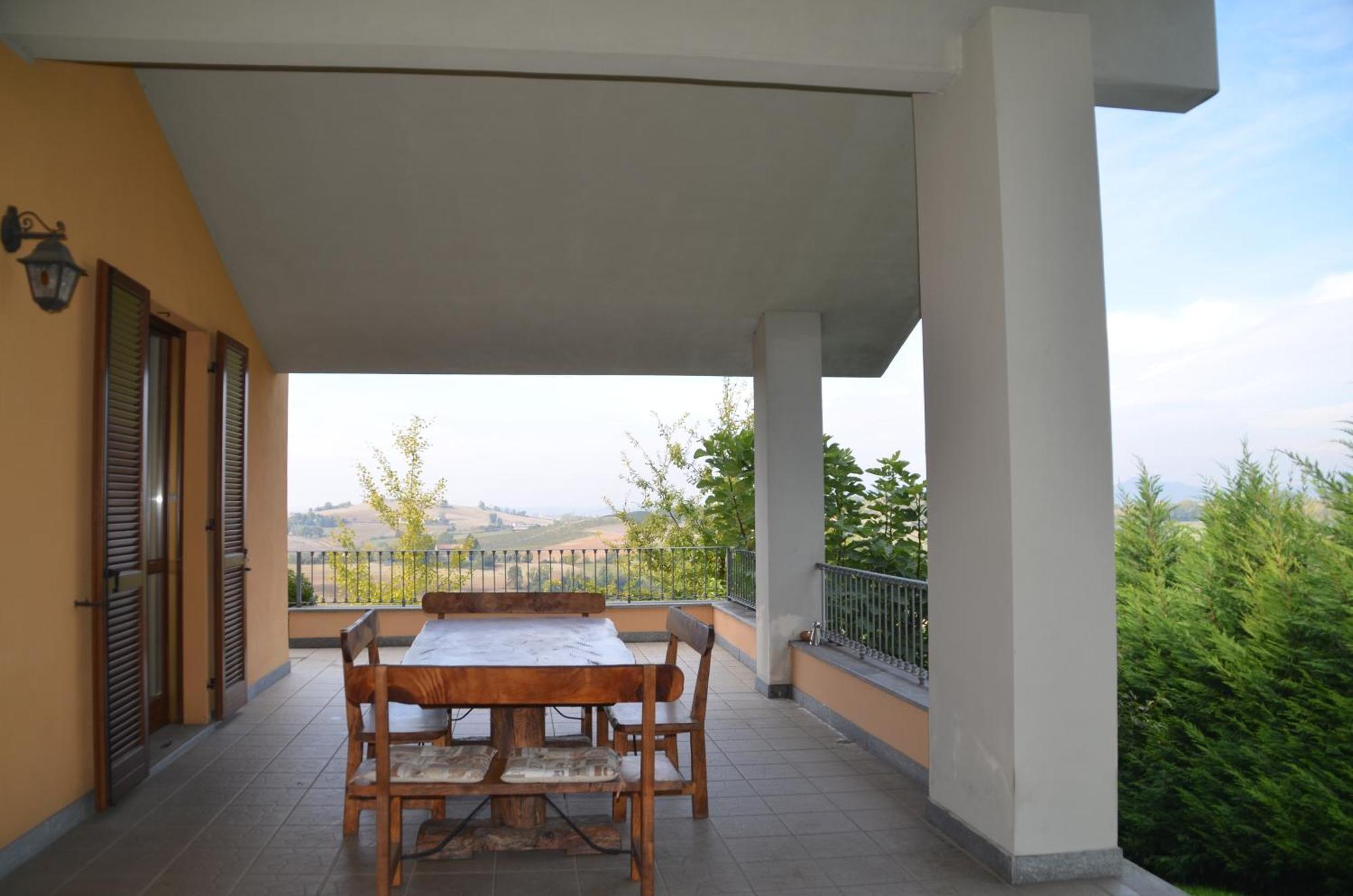Villa Patrizia Moncalvo Buitenkant foto