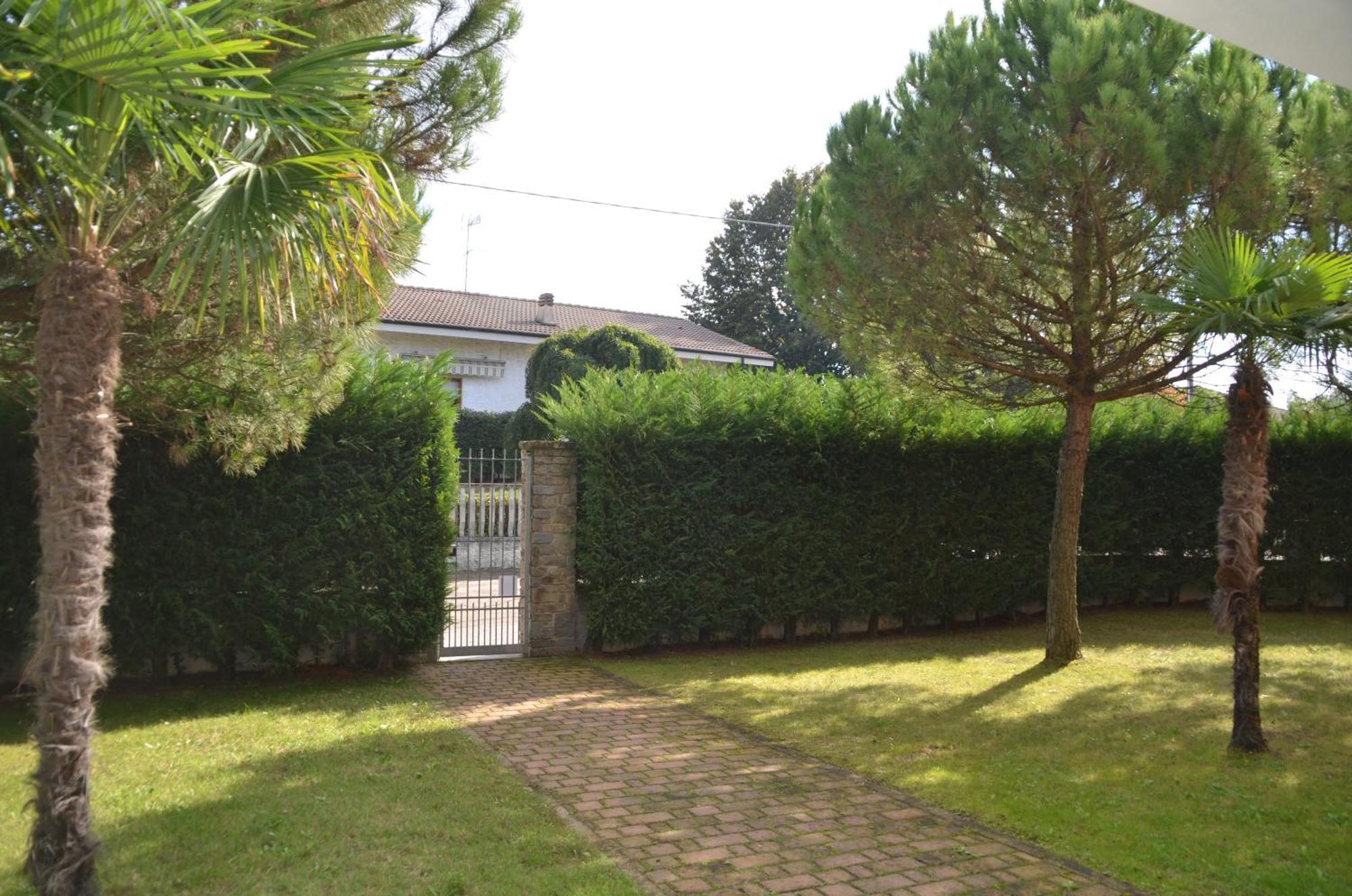Villa Patrizia Moncalvo Buitenkant foto
